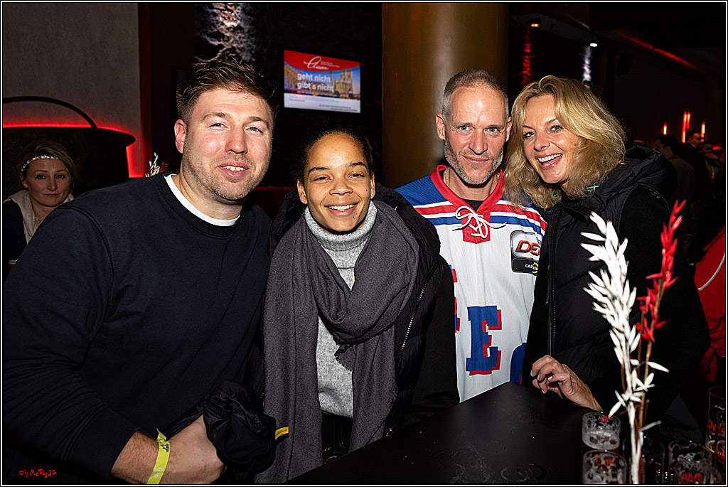 PENNY DEL;  Kölner Haie - Nuernberger Ice Tigers; Köln, 18.11.2022
